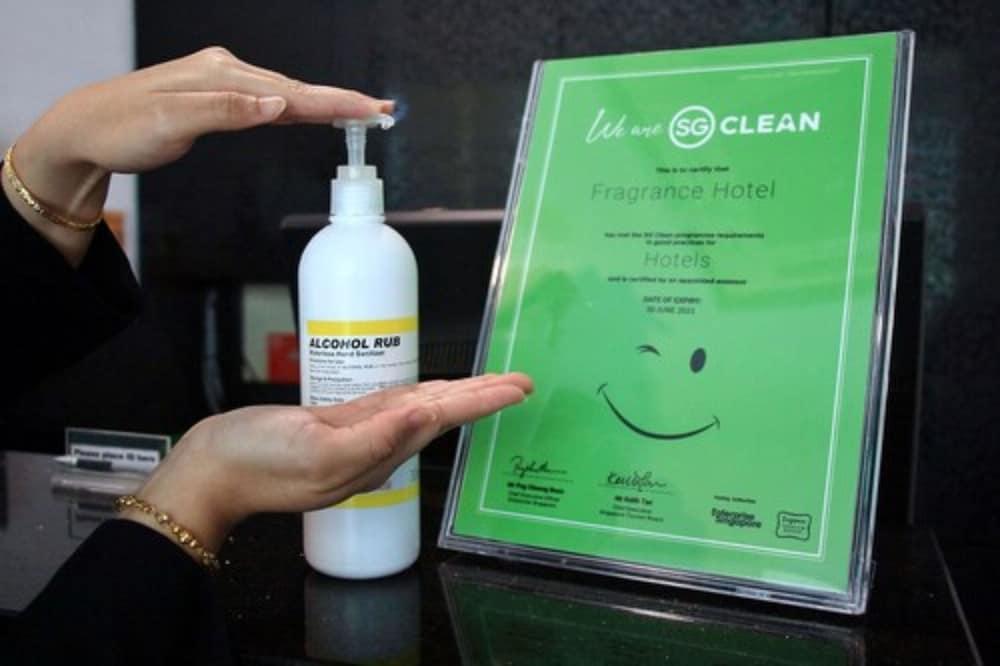 Fragrance - Oasis Hotel Singapur